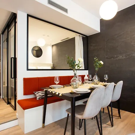 Chic - 2br-6p - Pantheon Apartment *