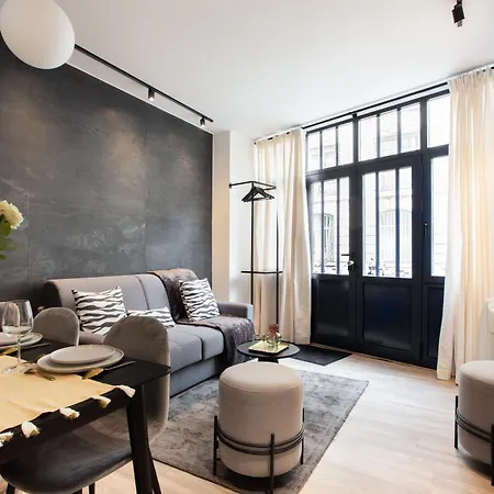 Chic - 2br-6p - Pantheon Apartment *